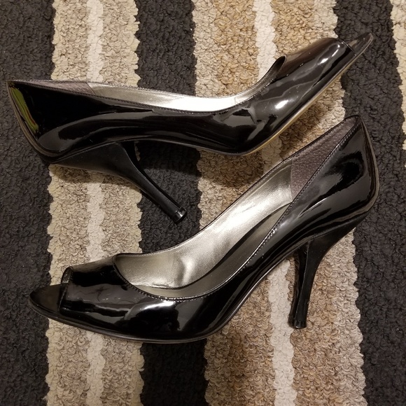 Nine West patent leather peep toe pumps - Picture 5 of 8